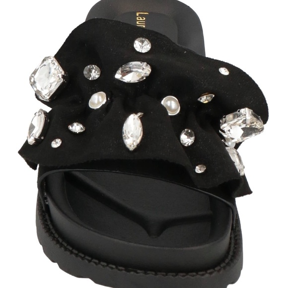 Size 7 slippers, black with bling - Picture 1 of 1
